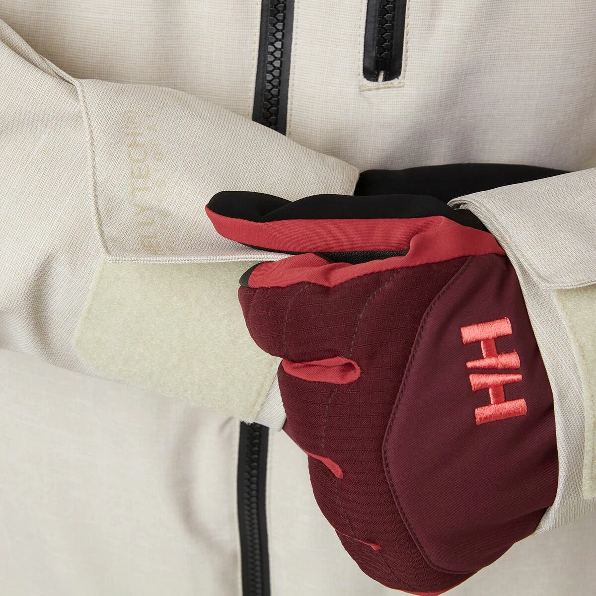 Helly Hansen Whitewall Lifaloft Insulated Jacket Women's 6 Helly Hansen Whitewall Lifaloft Insulated Jacket Women's - Image 4